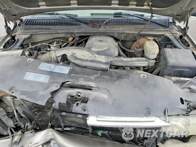 Zdjęcie 12 z 13 samochodu: 2003 CHEVROLET TAHOE C1500 VIN:1GNEC13Z03J330420 - miniatura
