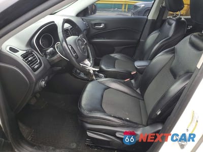 Zdjęcie 7 z 13 samochodu: 2018 JEEP COMPASS LATITUDE VIN:3C4NJDBB3JT400809 - miniatura