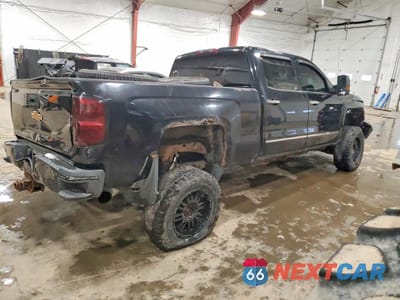 Trzecie zdjęcie samochodu z tyłu: 2015 CHEVROLET SILVERADO K2500 HEAVY DUTY LTZ VIN:1GC1KWE85FF663764 - miniatura