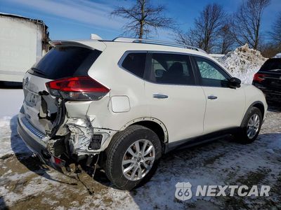 Trzecie zdjęcie samochodu z tyłu: 2018 NISSAN ROGUE S VIN:KNMAT2MV7JP618874 - miniatura