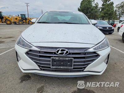 Piąte zdjęcie samochodu w środku: 2019 HYUNDAI ELANTRA SE VIN:5NPD74LF5KH440130 - miniatura