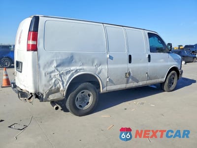 Trzecie zdjęcie samochodu z tyłu: 2013 CHEVROLET EXPRESS G2500 VIN:1GCWGFBA3D1161120 - miniatura