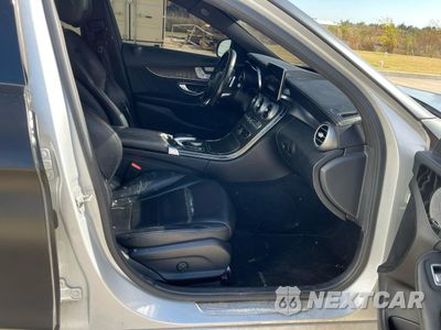 Piąte zdjęcie samochodu w środku: 2015 MERCEDES-BENZ C 300 4MATIC VIN:55SWF4KB2FU026803 - miniatura