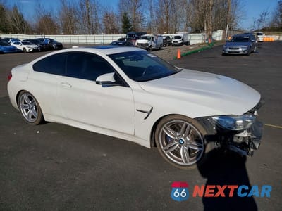Czwarte zdjęcie samochodu z boku: 2015 BMW M4 VIN:WBS3R9C55FK333931 - miniatura