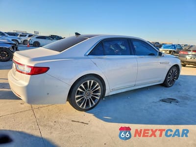 Trzecie zdjęcie samochodu z tyłu: 2019 LINCOLN CONTINENTAL RESERVE VIN:1LN6L9RP2K5607525 - miniatura