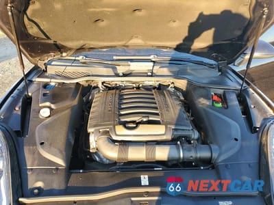 Zdjęcie 12 z 13 samochodu: 2016 PORSCHE CAYENNE VIN:WP1AA2A22GLA00487 - miniatura