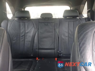 Zdjęcie 10 z 12 samochodu: 2017 BMW X5 SDRIVE35I VIN:5UXKR2C32H0X03545 - miniatura