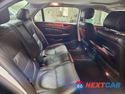 Zdjęcie 10 z 13 samochodu: 2006 JAGUAR VANDENPLAS VIN:SAJWA82B56SG49993 - miniatura