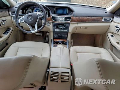 Zdjęcie 8 z 14 samochodu: 2014 MERCEDES-BENZ E 350 VIN:WDDHF5KBXEB048975 - miniatura