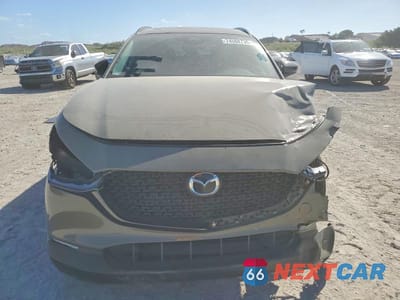 Piąte zdjęcie samochodu w środku: 2025 MAZDA CX-30 CARBON TURBO VIN:3MVDMBXY0SM840033 - miniatura