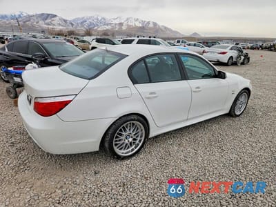 Trzecie zdjęcie samochodu z tyłu: 2010 BMW 535 XI VIN:WBANV9C57AC137405 - miniatura