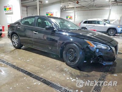 Czwarte zdjęcie samochodu z boku: 2019 NISSAN ALTIMA S VIN:1N4BL4BV3KC115831 - miniatura