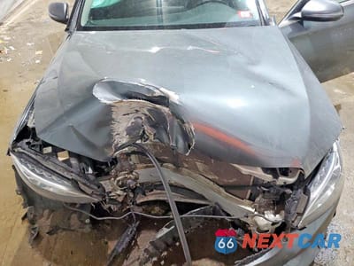 Zdjęcie 11 z 11 samochodu: 2017 MERCEDES-BENZ C 300 4MATIC VIN:55SWF4KB5HU202567 - miniatura