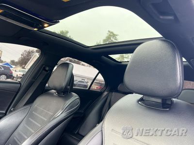 Zdjęcie 9 z 10 samochodu: 2023 MERCEDES-BENZ C 300 4MATIC VIN:W1KAF4HB0PR143817 - miniatura