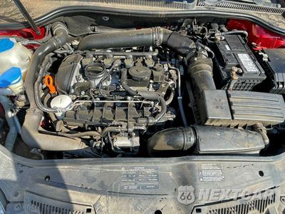 Zdjęcie 7 z 10 samochodu: 2009 VOLKSWAGEN GTI VIN:WVWFD71K89W137222 - miniatura