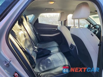 Zdjęcie 10 z 11 samochodu: 2023 HYUNDAI SONATA HYBRID VIN:KMHL24JJ2PA059217 - miniatura
