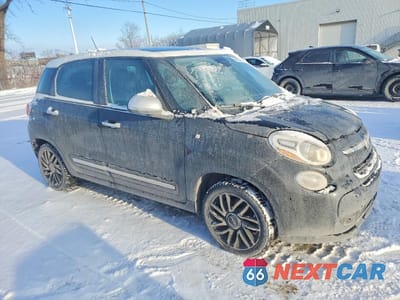 Czwarte zdjęcie samochodu z boku: 2014 FIAT 500L LOUNGE VIN:ZFBCFACH7EZ007908 - miniatura