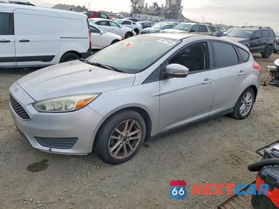 2015 FORD FOCUS SE 1FADP3K28FL244893 - główne zdjęcie licytacji z USA - miniatura
