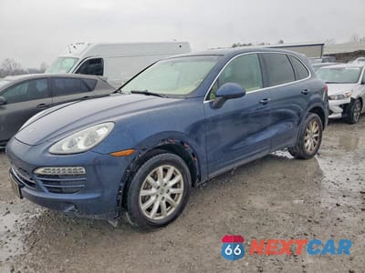 2012 PORSCHE CAYENNE WP1AA2A20CLA03365 - główne zdjęcie licytacji z USA - miniatura