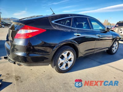 Trzecie zdjęcie samochodu z tyłu: 2011 HONDA ACCORD CROSSTOUR EXL VIN:5J6TF1H53BL002824 - miniatura