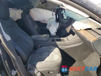 Zdjęcie 7 z 14 samochodu: 2024 TESLA MODEL Y VIN:7SAYGDED1RF105309 - miniatura