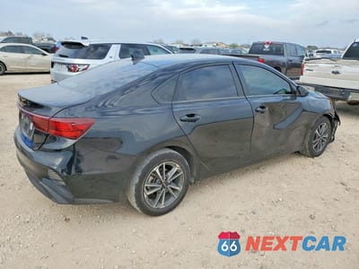 Trzecie zdjęcie samochodu z tyłu: 2024 KIA FORTE LX VIN:3KPF24AD2RE825992 - miniatura