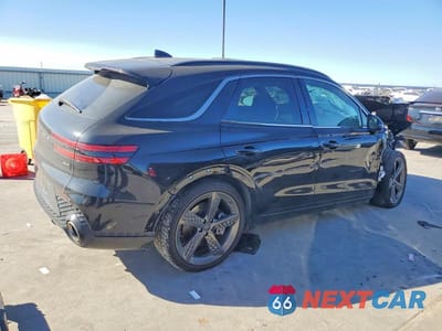 Trzecie zdjęcie samochodu z tyłu: 2024 GENESIS GV70 BASE VIN:5NMMADTB8RH015801 - miniatura