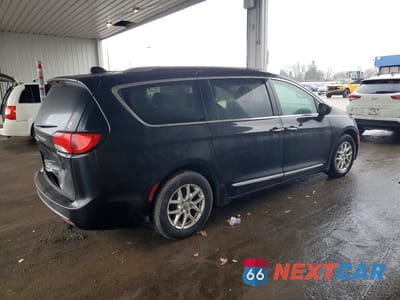 Trzecie zdjęcie samochodu z tyłu: 2020 CHRYSLER PACIFICA TOURING L VIN:2C4RC1BG7LR277009 - miniatura