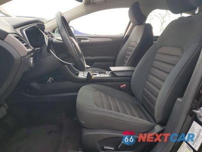 Zdjęcie 7 z 13 samochodu: 2019 FORD FUSION SE VIN:3FA6P0LUXKR135032 - miniatura