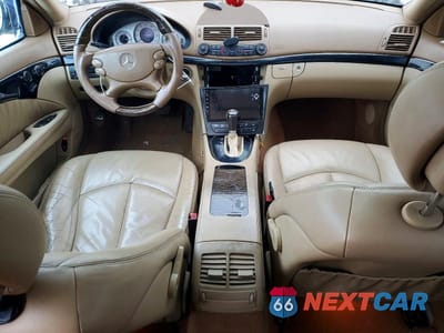 Zdjęcie 8 z 11 samochodu: 2007 MERCEDES-BENZ E 350 4MATIC VIN:WDBUF87XX7X210218 - miniatura