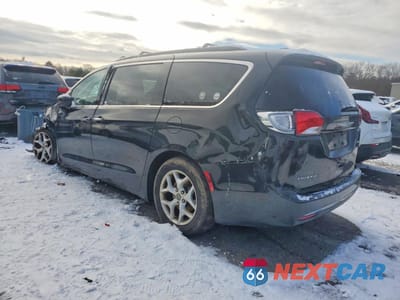 Drugie zdjęcie samochodu z przodu: 2017 CHRYSLER PACIFICA TOURING L VIN:2C4RC1BG3HR823859 - miniatura