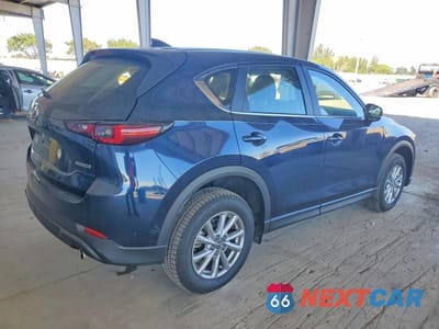 Trzecie zdjęcie samochodu z tyłu: 2025 MAZDA CX-5 VIN:JM3KFBAL0S0637590 - miniatura