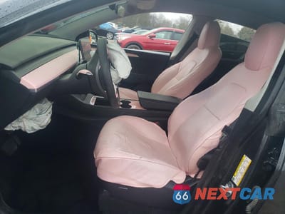 Zdjęcie 7 z 15 samochodu: 2024 TESLA MODEL Y VIN:7SAYGAEE8RF050039 - miniatura