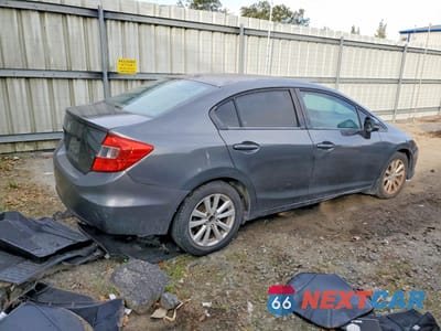 Trzecie zdjęcie samochodu z tyłu: 2012 HONDA CIVIC EX VIN:19XFB2F89CE009465 - miniatura