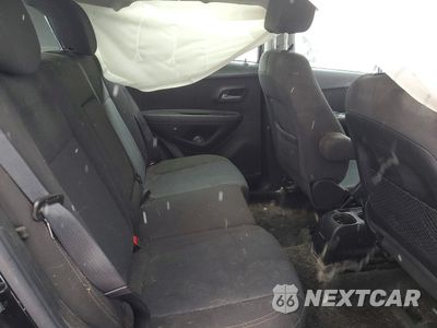 Zdjęcie 10 z 12 samochodu: 2020 CHEVROLET TRAX LS VIN:KL7CJKSB7LB043728 - miniatura