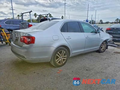 Trzecie zdjęcie samochodu z tyłu: 2006 VOLKSWAGEN JETTA TDI OPTION PACKAGE 2 VIN:3VWDT71KX6M782148 - miniatura