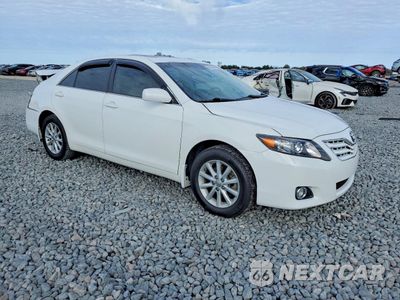 Czwarte zdjęcie samochodu z boku: 2010 TOYOTA CAMRY XLE VIN:4T1BF3EK6AU556144 - miniatura