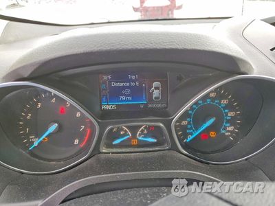 Zdjęcie 9 z 13 samochodu: 2016 FORD ESCAPE S VIN:1FMCU0F79GUA09588 - miniatura