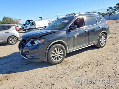 2017 NISSAN ROGUE S JN8AT2MTXHW400110 - główne zdjęcie licytacji z USA - miniatura