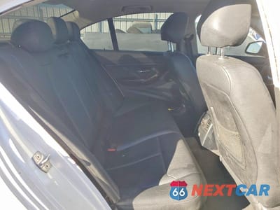 Zdjęcie 10 z 12 samochodu: 2015 BMW 328 I SULEV VIN:WBA3C1C53FP854012 - miniatura