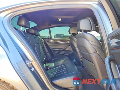 Zdjęcie 10 z 11 samochodu: 2018 BMW 540 I VIN:WBAJE5C54JWA95087 - miniatura