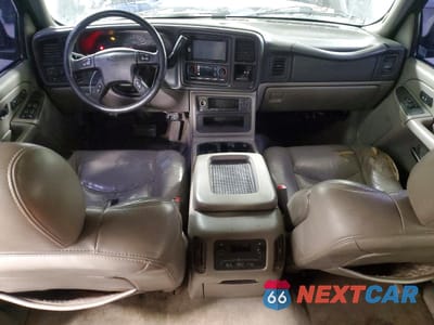 Zdjęcie 8 z 12 samochodu: 2005 CHEVROLET AVALANCHE K1500 VIN:3GNEK12Z25G117512 - miniatura