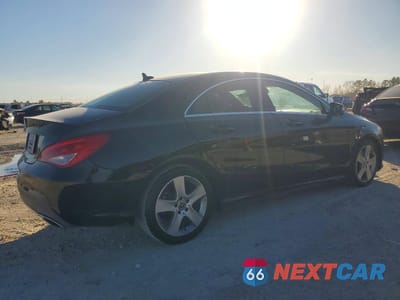 Trzecie zdjęcie samochodu z tyłu: 2018 MERCEDES-BENZ CLA 250 VIN:WDDSJ4EB4JN604457 - miniatura