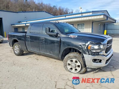 Czwarte zdjęcie samochodu z boku: 2022 RAM 2500 BIG HORN/LONE STAR VIN:3C6UR5DL8NG283153 - miniatura