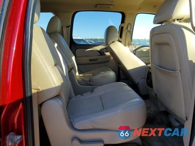 Zdjęcie 11 z 13 samochodu: 2013 GMC YUKON XL C1500 SLT VIN:1GKS1KE06DR150372 - miniatura