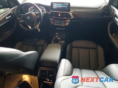 Zdjęcie 8 z 12 samochodu: 2021 BMW X3 XDRIVE30E VIN:5UXTS1C0XM9D79116 - miniatura