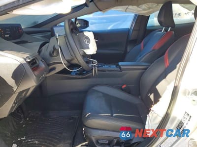 Zdjęcie 7 z 12 samochodu: 2024 TOYOTA PRIUS PRIME VIN:JTDACACU7R3036084 - miniatura