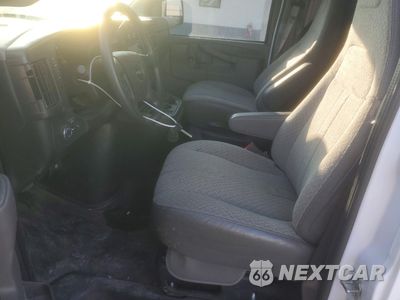 Zdjęcie 7 z 13 samochodu: 2025 GMC SAVANA G2500 UTILITY / SERVICE VAN VIN:1GTW7AF73S1126480 - miniatura