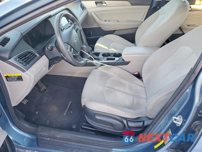 Zdjęcie 7 z 12 samochodu: 2016 HYUNDAI SONATA HYBRID VIN:KMHE24L16GA012911 - miniatura
