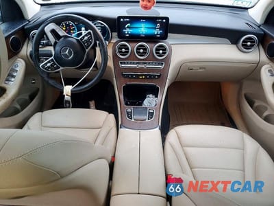 Zdjęcie 8 z 12 samochodu: 2021 MERCEDES-BENZ GLC 300 4MATIC VIN:W1N0G8EB5MF871914 - miniatura